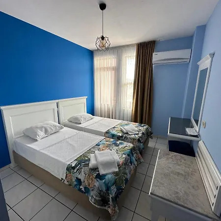 Maren Aparthotel 3*